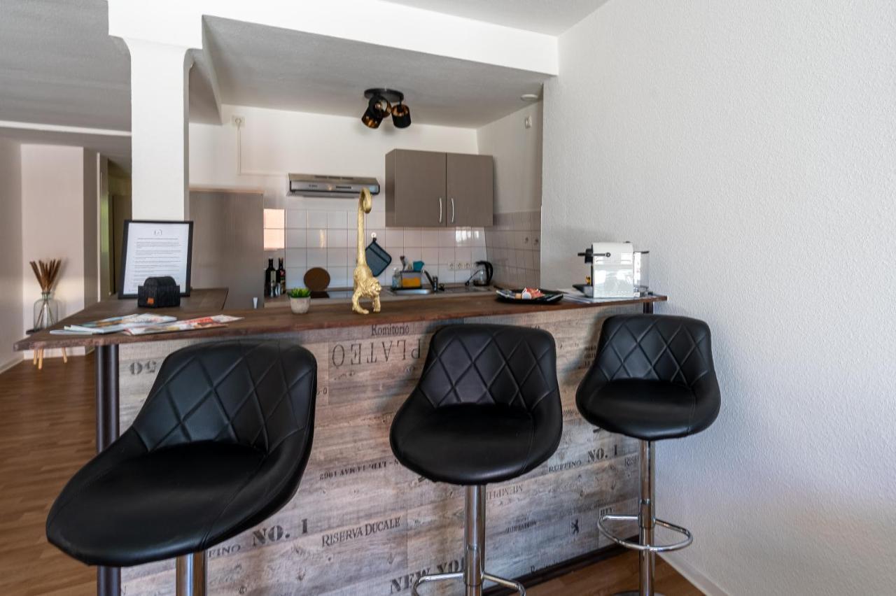 Gemuetliche 2-zimmer - Balkon - Parkplatz - Smart Tv - Arbeitsplatz Friedberg (Hessen)