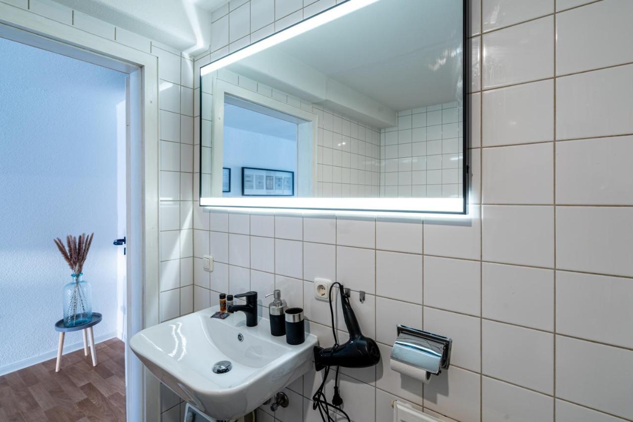 Gemuetliche 2-zimmer - Balkon - Parkplatz - Smart Tv - Arbeitsplatz Friedberg (Hessen)